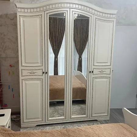 D10 Retreats Lidl Area Apartment *