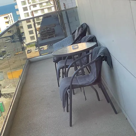 D10 Retreats Lidl Area