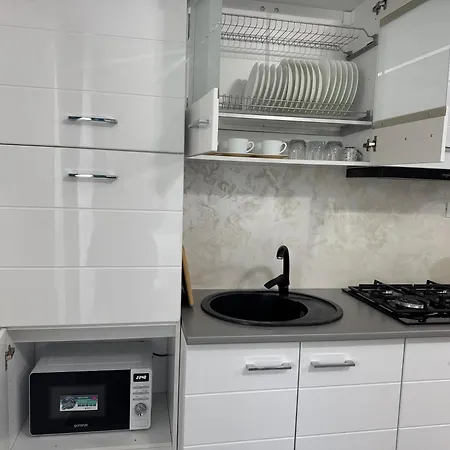 D10 Retreats Lidl Area *