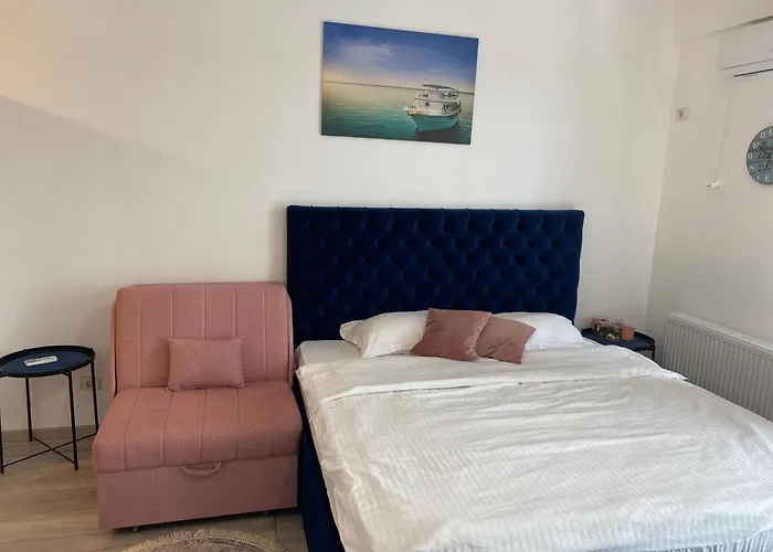 D10 Retreats Lidl Area Apartment *