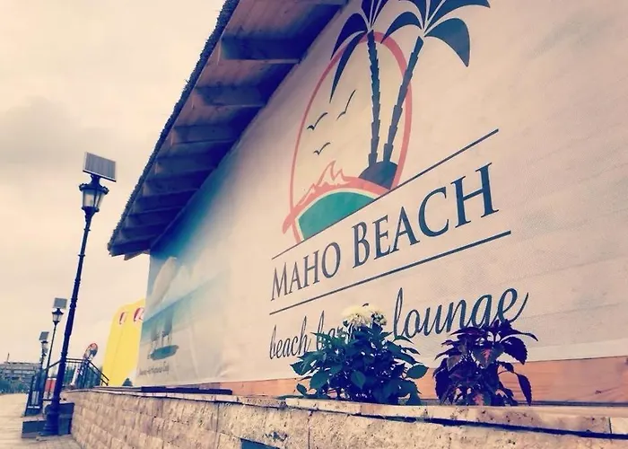 D10 Retreats Lidl Area