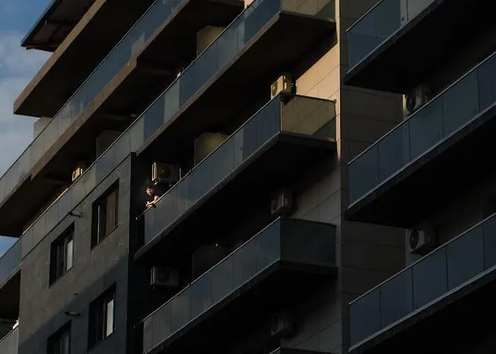 D10 Retreats Lidl Area *