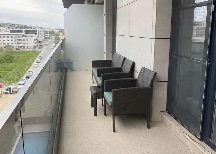 Apartment D10 Retreats Lidl Area Navodari