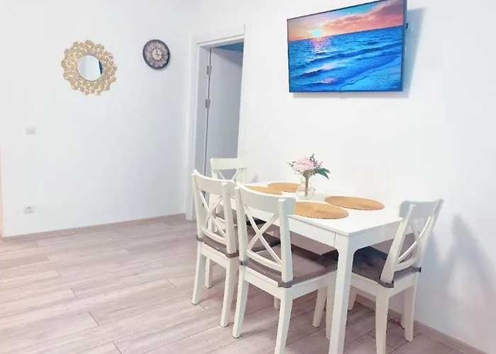 D10 Retreats Lidl Area Apartment