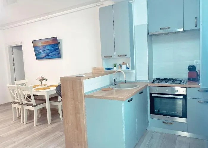 D10 Retreats Lidl Area Apartment *