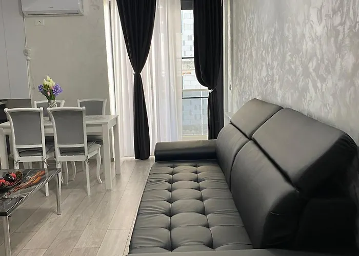 Apartment D10 Retreats Lidl Area Navodari