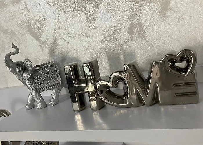 Apartment D10 Retreats Lidl Area