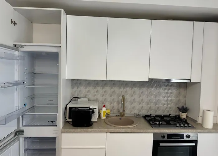 Apartment D10 Retreats Lidl Area *