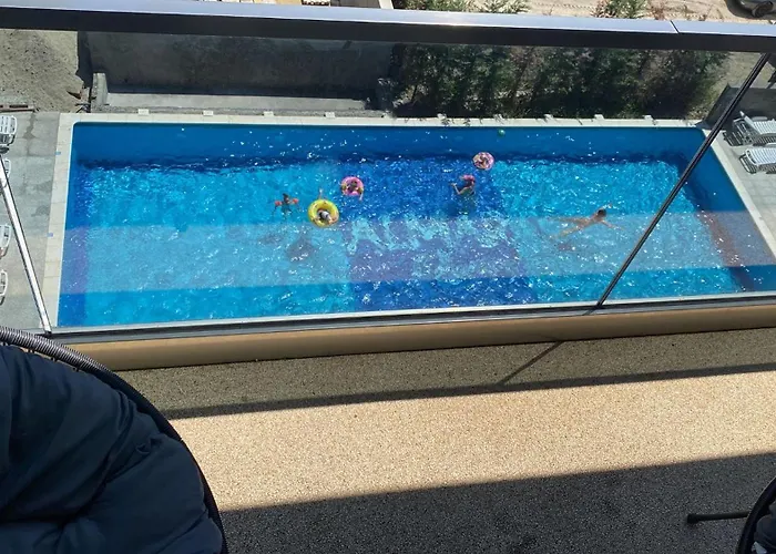 D10 Retreats Lidl Area * Navodari