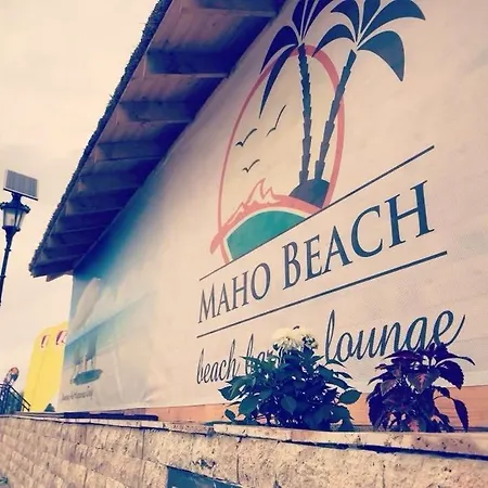 D10 Retreats Lidl Area